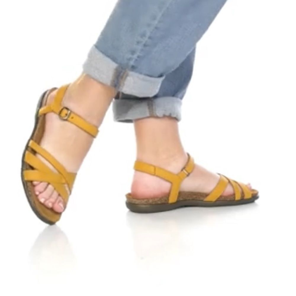 NEW NAOT Patricia Leather Women’s Sandal in Marigold Size 40 EU - Picture 15 of 16
